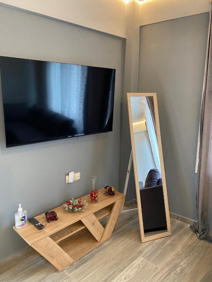 Alexandras Cozy Apartment Ioannina Bagian luar foto